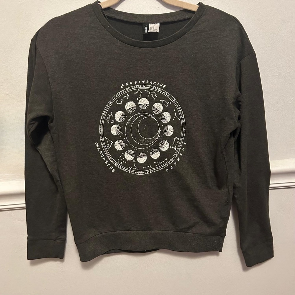 H&M Dark Gray Astrology Long Sleeve Top - Size XS